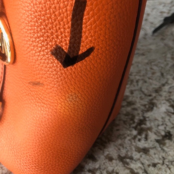 Michael Kors Purse - Picture 6 of 8